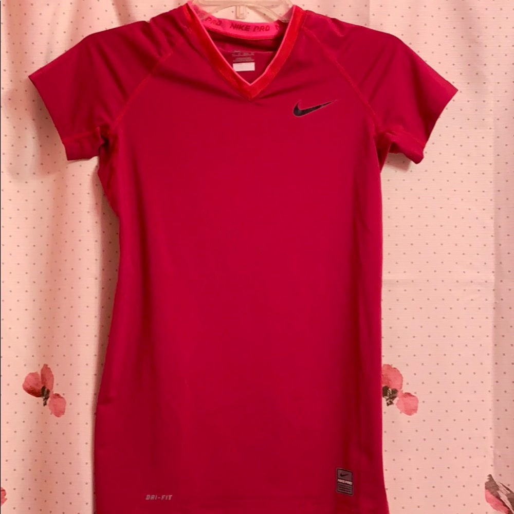 Nike pro dri-fit top